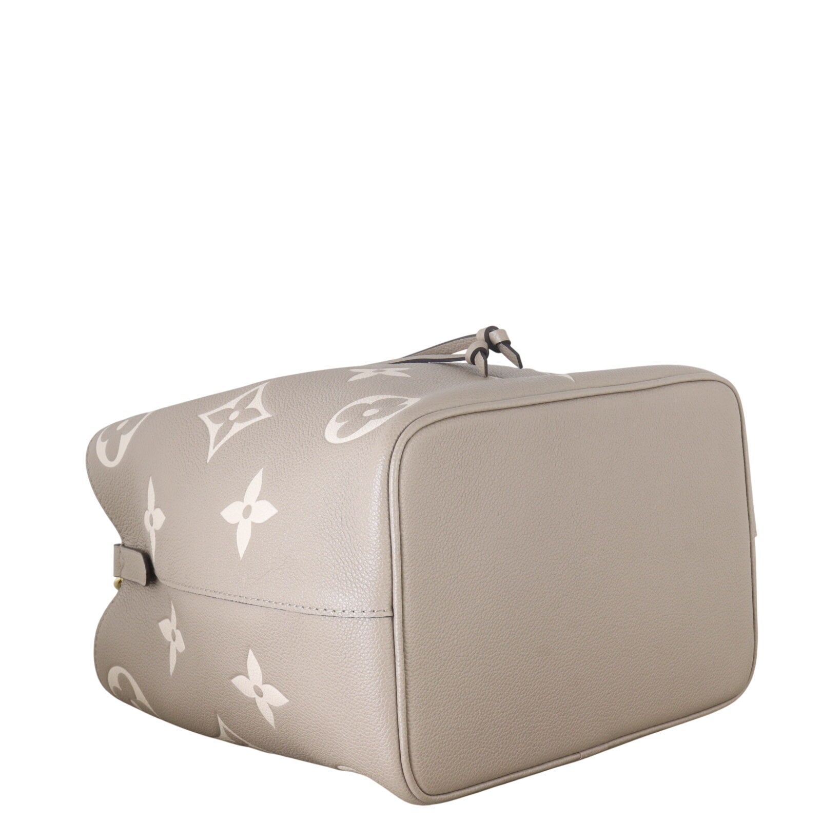 Louis Vuitton NeoNoe MM Monogram Empreinte Giant Bicolour_IMG_1927.jpeg