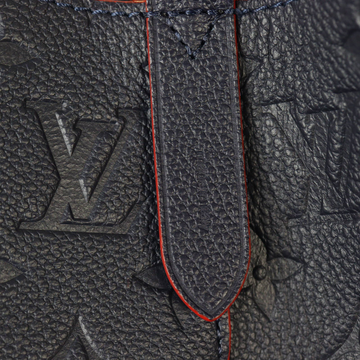 Louis Vuitton NeoNoe MM Monogram Empreinte_IMG_9406.jpg