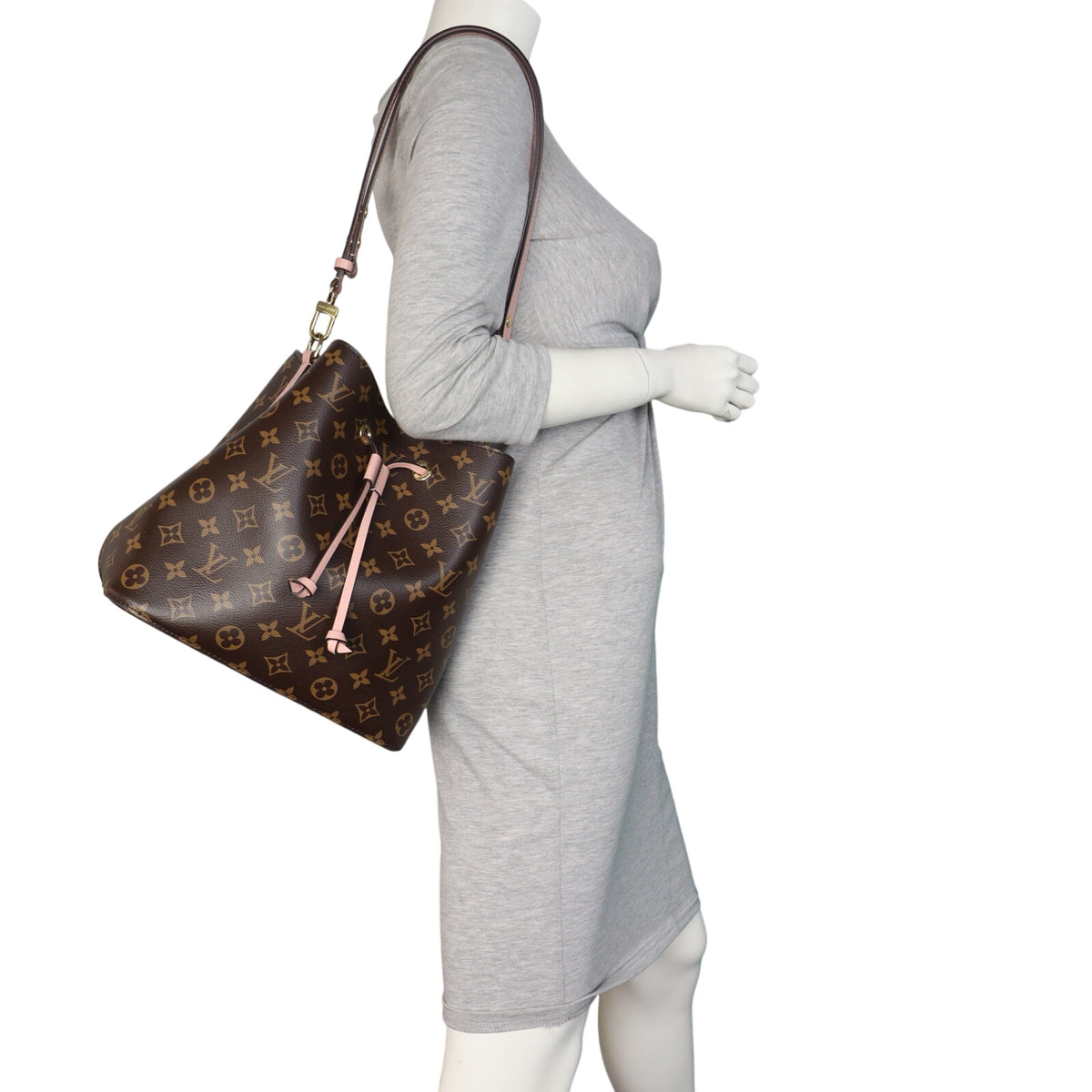 Louis Vuitton NeoNoe Monogram_IMG_0495.jpeg