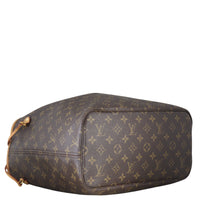 Louis Vuitton Neverfull MM Monogram 1_IMG_3917.jpeg