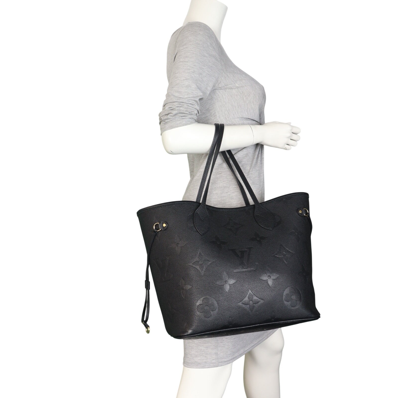 Louis Vuitton Neverfull MM Monogram Empreinte Giant_IMG_2050.jpeg