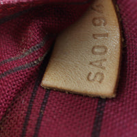 Louis Vuitton Neverfull MM Monogram (hot stamped)_IMG_4547.jpg