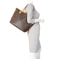Louis Vuitton Neverfull MM Monogram (hot stamped)_IMG_4644.jpeg