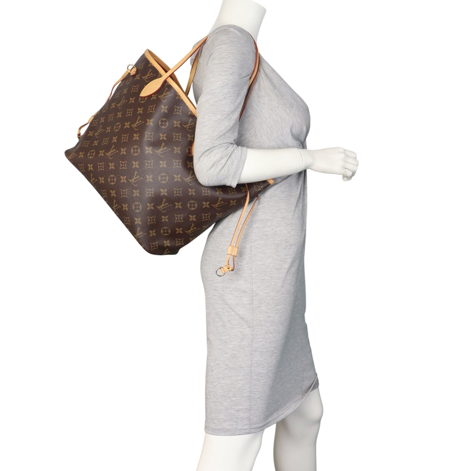 Louis Vuitton Neverfull MM Monogram_IMG_1218.jpeg