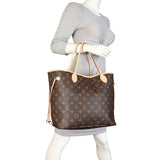 Louis Vuitton Neverfull MM Monogram_IMG_3867.jpeg