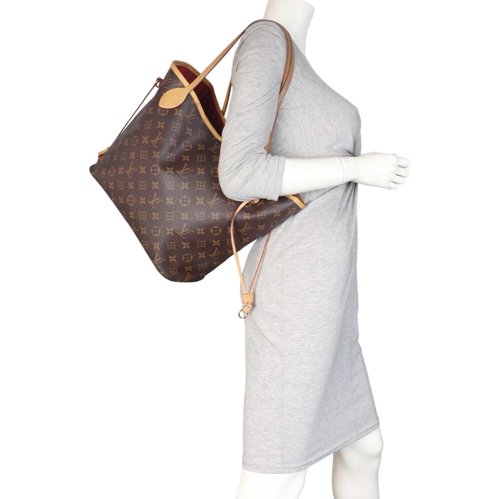 Louis Vuitton Neverfull MM Monogram_IMG_5947.jpeg