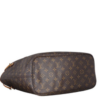 Louis Vuitton Neverfull MM Monogram_IMG_6578.jpeg