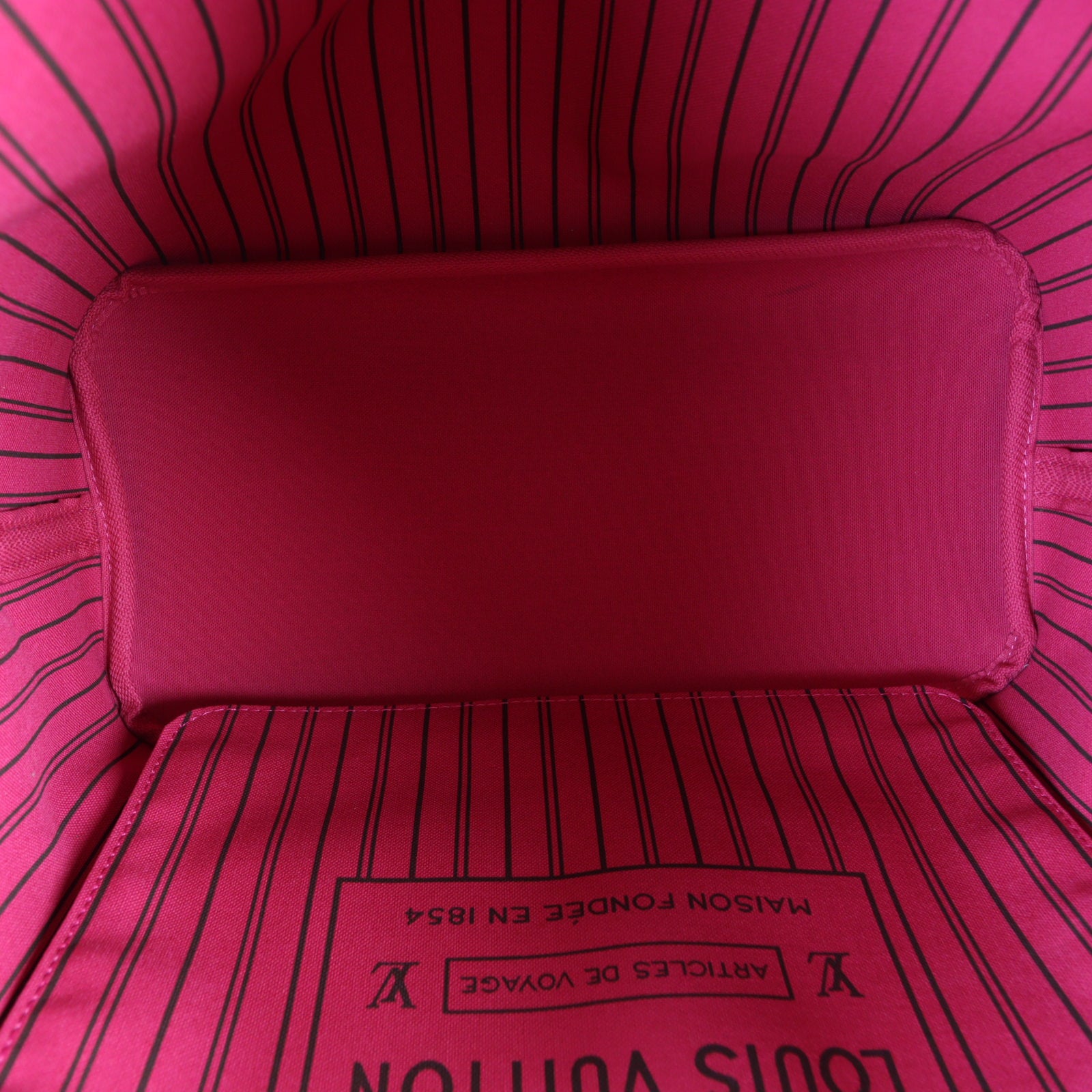 Louis Vuitton Neverfull MM Monogram_IMG_6961.jpg
