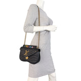 Louis Vuitton New Wave MM Chain Bag_IMG_1280.jpeg