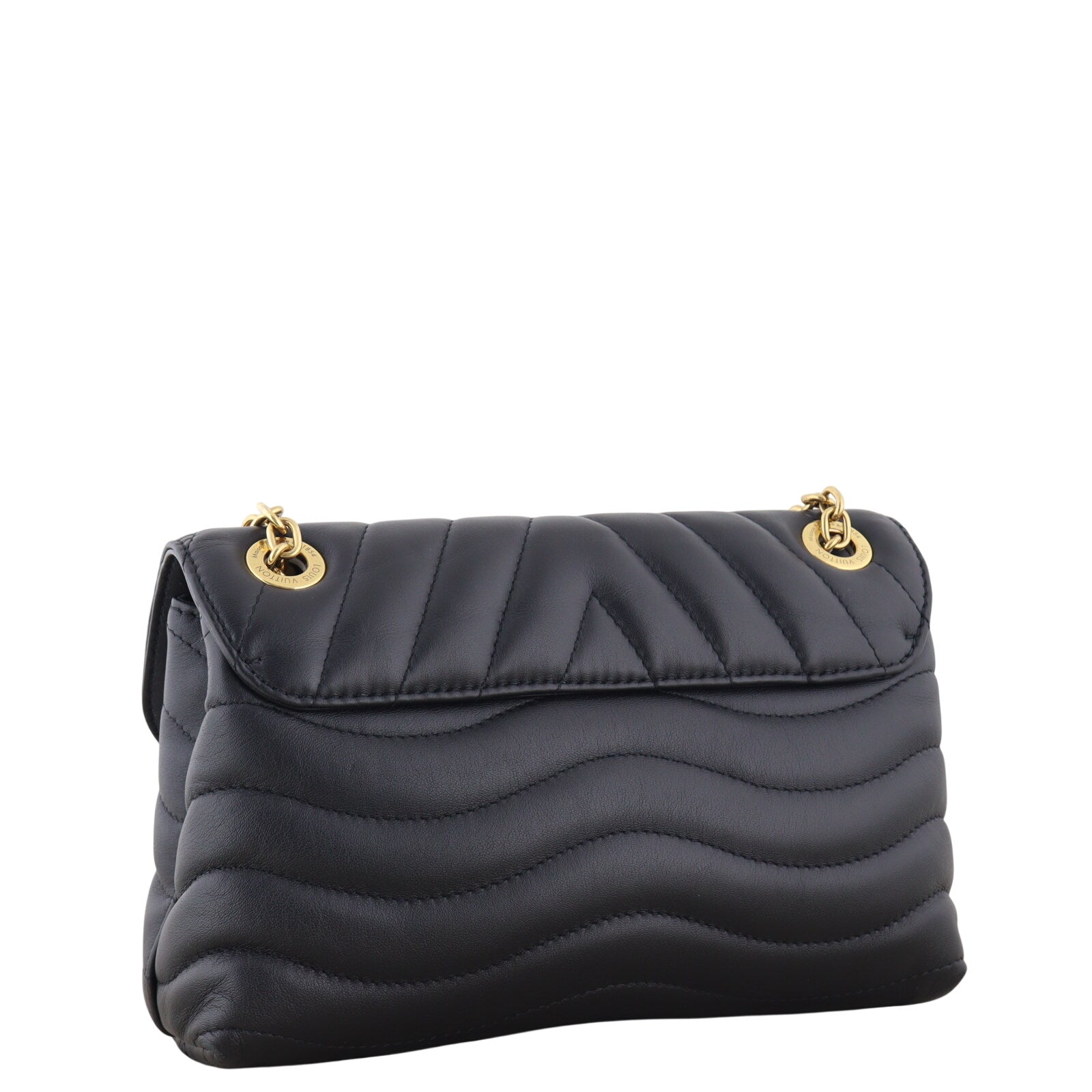 Louis Vuitton New Wave MM Chain Bag_IMG_4624.jpeg