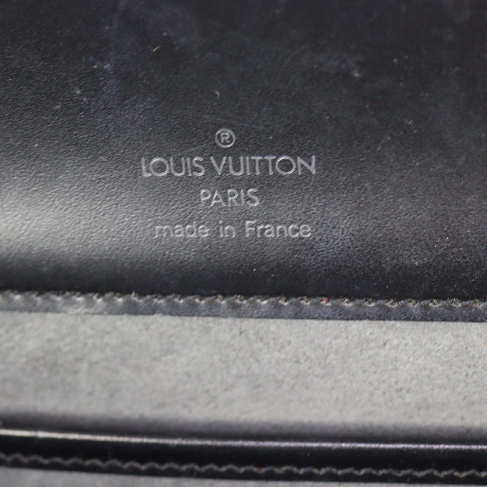 Louis Vuitton Nocturne PM Epi_IMG_1128.jpg
