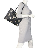 Louis Vuitton OnTheGo MM Monogram Empreinte Giant Bicolour_IMG_1220.jpeg