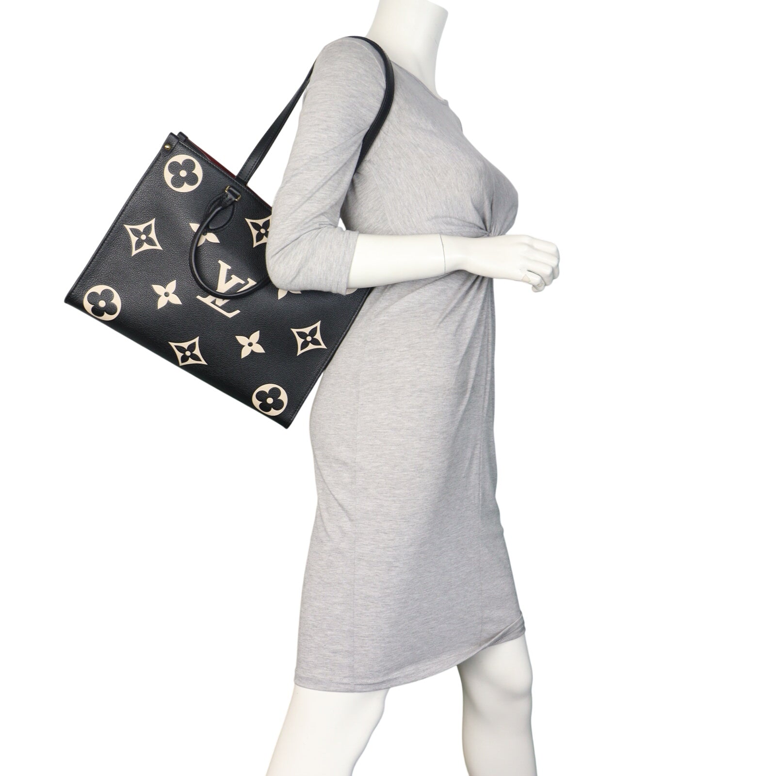Louis Vuitton OnTheGo MM Monogram Empreinte Giant Bicolour_IMG_1220.jpeg