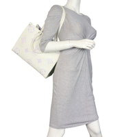 Louis Vuitton OnTheGo MM Monogram Empreinte Giant Bicolour_IMG_3161.jpeg