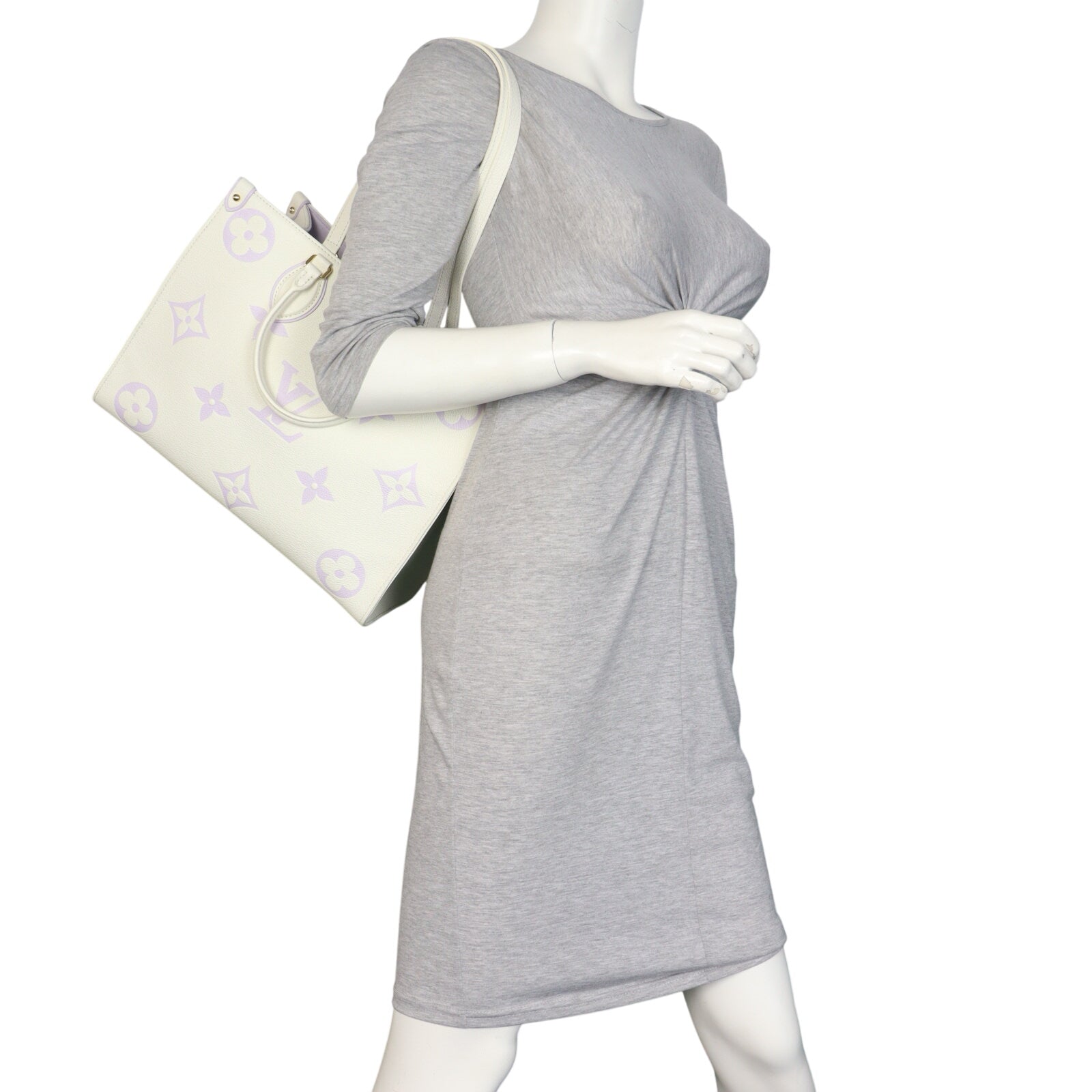 Louis Vuitton OnTheGo MM Monogram Empreinte Giant Bicolour_IMG_3161.jpeg