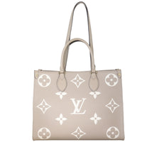 Louis Vuitton OnTheGo MM Monogram Empreinte Giant Bicolour_IMG_5185.jpeg