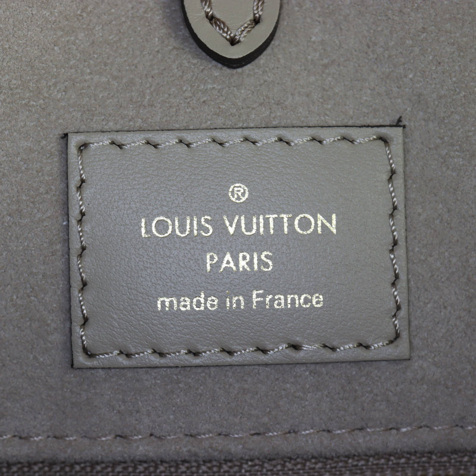Louis Vuitton OnTheGo MM Monogram Empreinte Giant Bicolour_IMG_5190.jpg