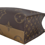 Louis Vuitton OnTheGo MM Monogram Giant Reverse_IMG_7569.jpeg