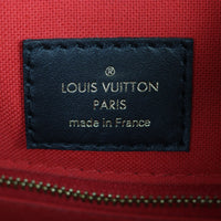 Louis Vuitton OnTheGo MM Monogram Giant Reverse_IMG_7570.jpg