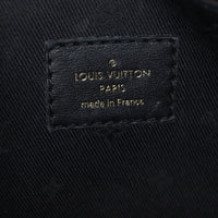 Louis Vuitton Over The Moon Bubblegram_IMG_2096.jpg
