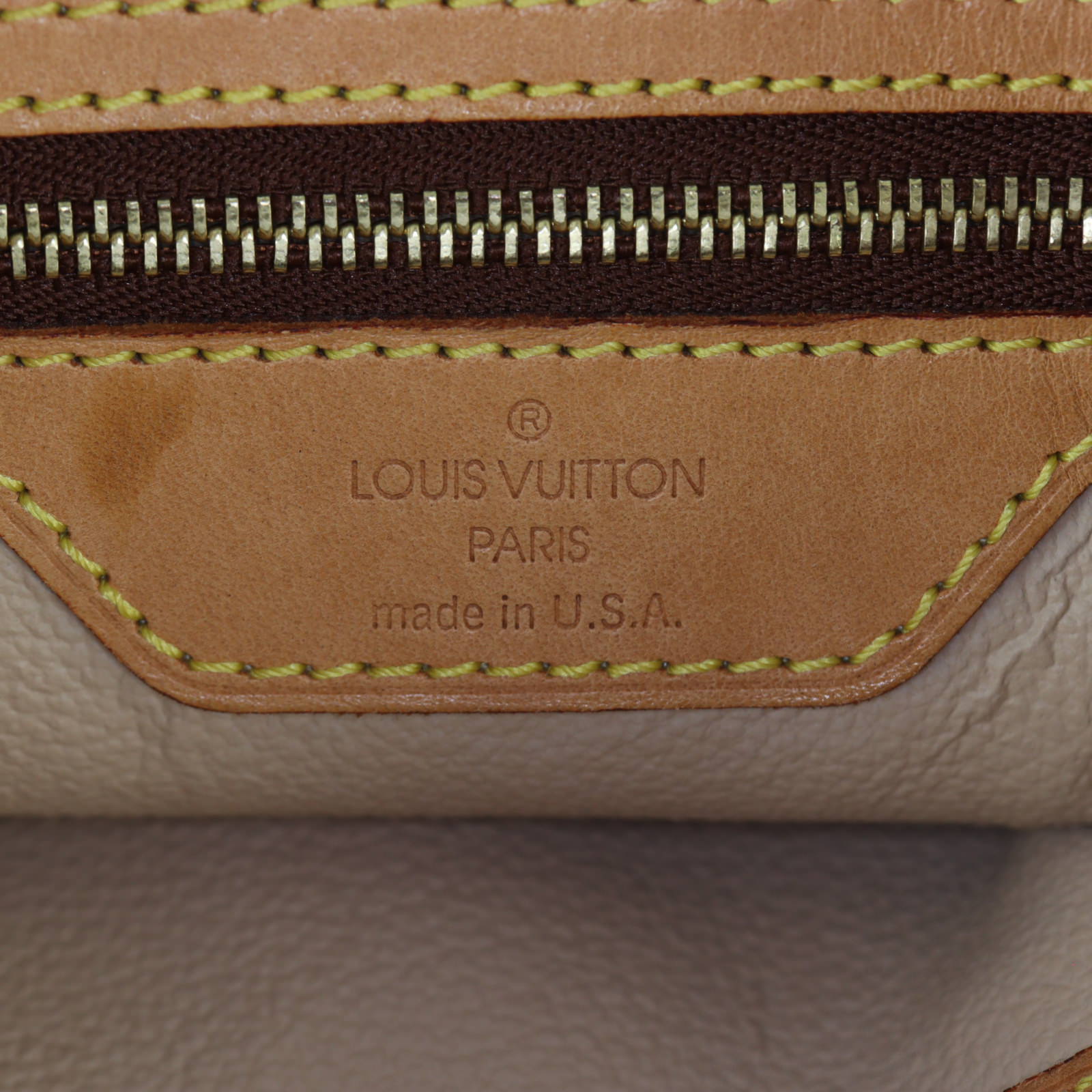 Louis Vuitton Petite Bucket Bag Monogram_IMG_1431.jpg