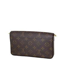 Louis Vuitton Pochette Felicie Monogram_IMG_6417.jpeg