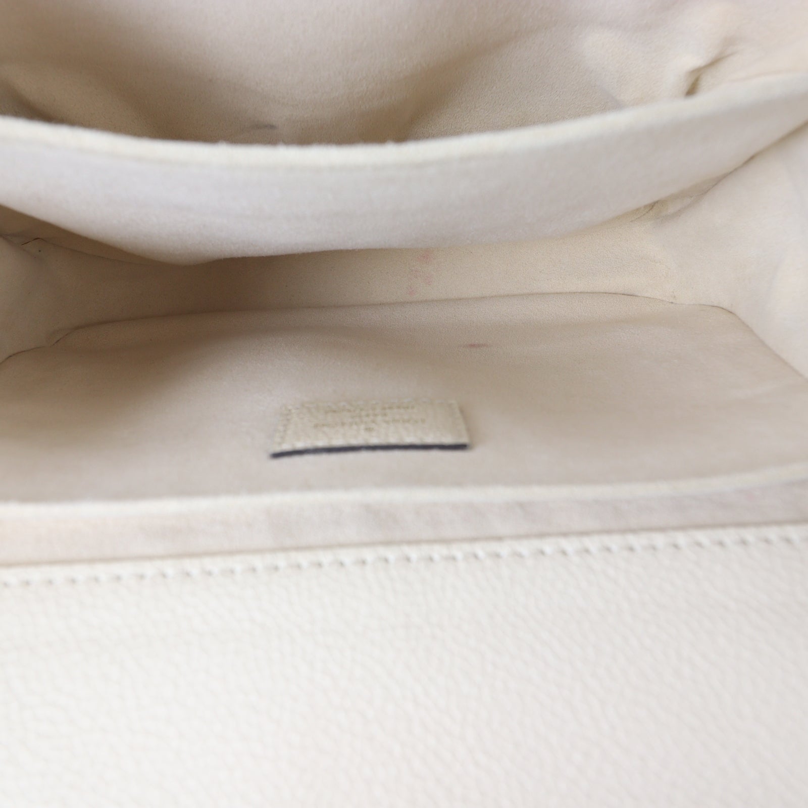 Louis Vuitton Pochette Metis Monogram Empreinte Giant Bicolour_IMG_8718.jpg