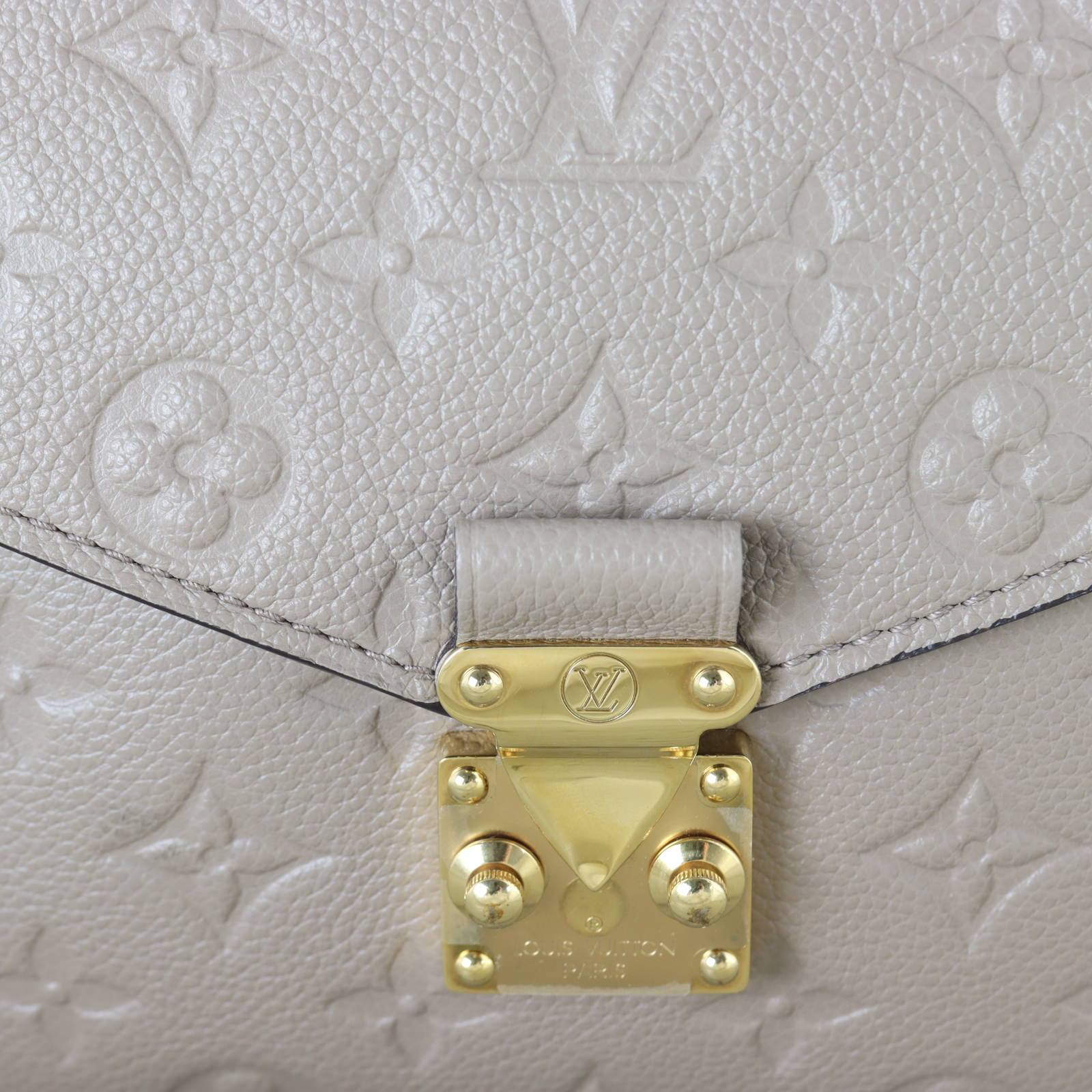 Louis Vuitton Pochette Metis Monogram Empreinte_IMG_1952.jpg