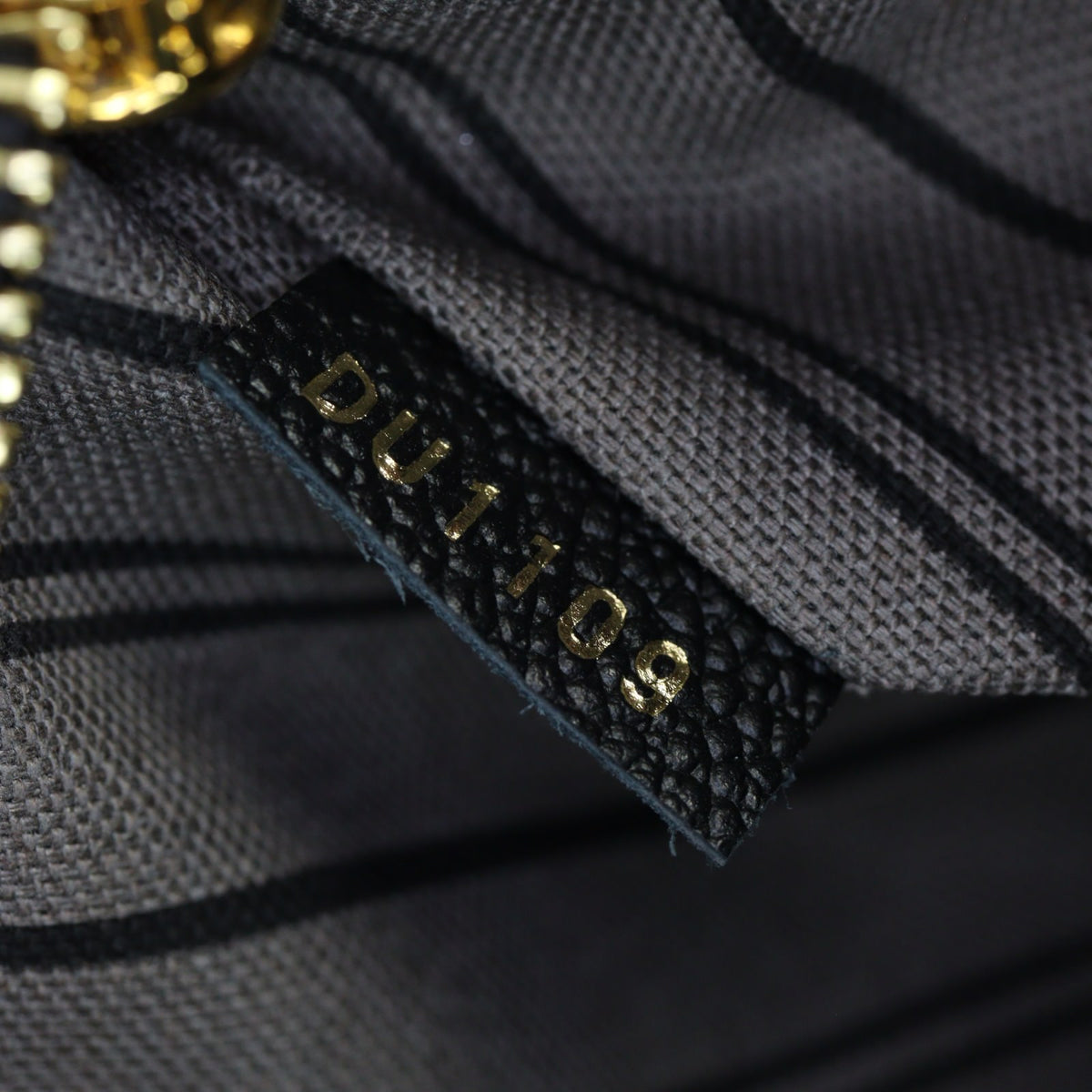 Louis Vuitton Pochette Metis Monogram Empreinte_IMG_8435.jpg