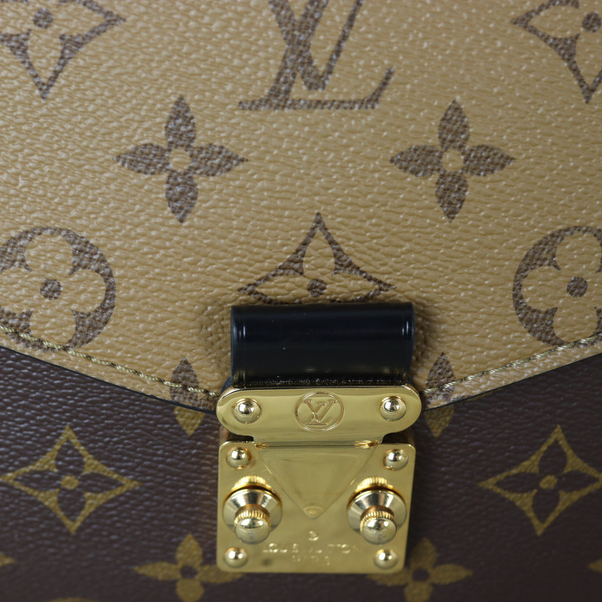 Louis Vuitton Pochette Metis Monogram Reverse_IMG_2827.jpg