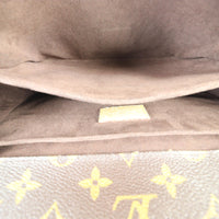 Louis Vuitton Pochette Metis Monogram_IMG_0764.jpg
