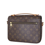 Louis Vuitton Pochette Metis Monogram_IMG_4105.jpeg