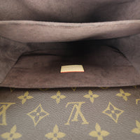 Louis Vuitton Pochette Metis Monogram_IMG_4850.jpg