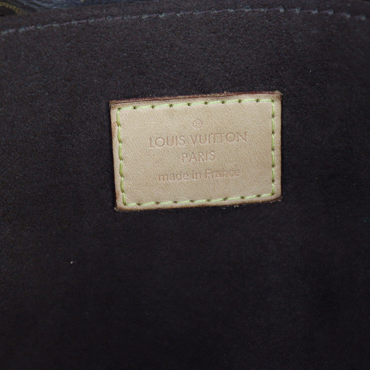 Louis Vuitton Pochette Metis Monogram_IMG_7552.jpg