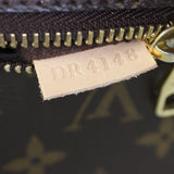 Louis Vuitton Pochette Metis Monogram_IMG_7554.jpg