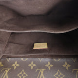 Louis Vuitton Pochette Metis Monogram_IMG_7555.jpg