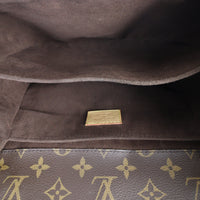 Louis Vuitton Pochette Metis Monogram_IMG_7555.jpg