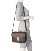 Louis Vuitton Pochette Metis Monogram_IMG_8752.jpeg