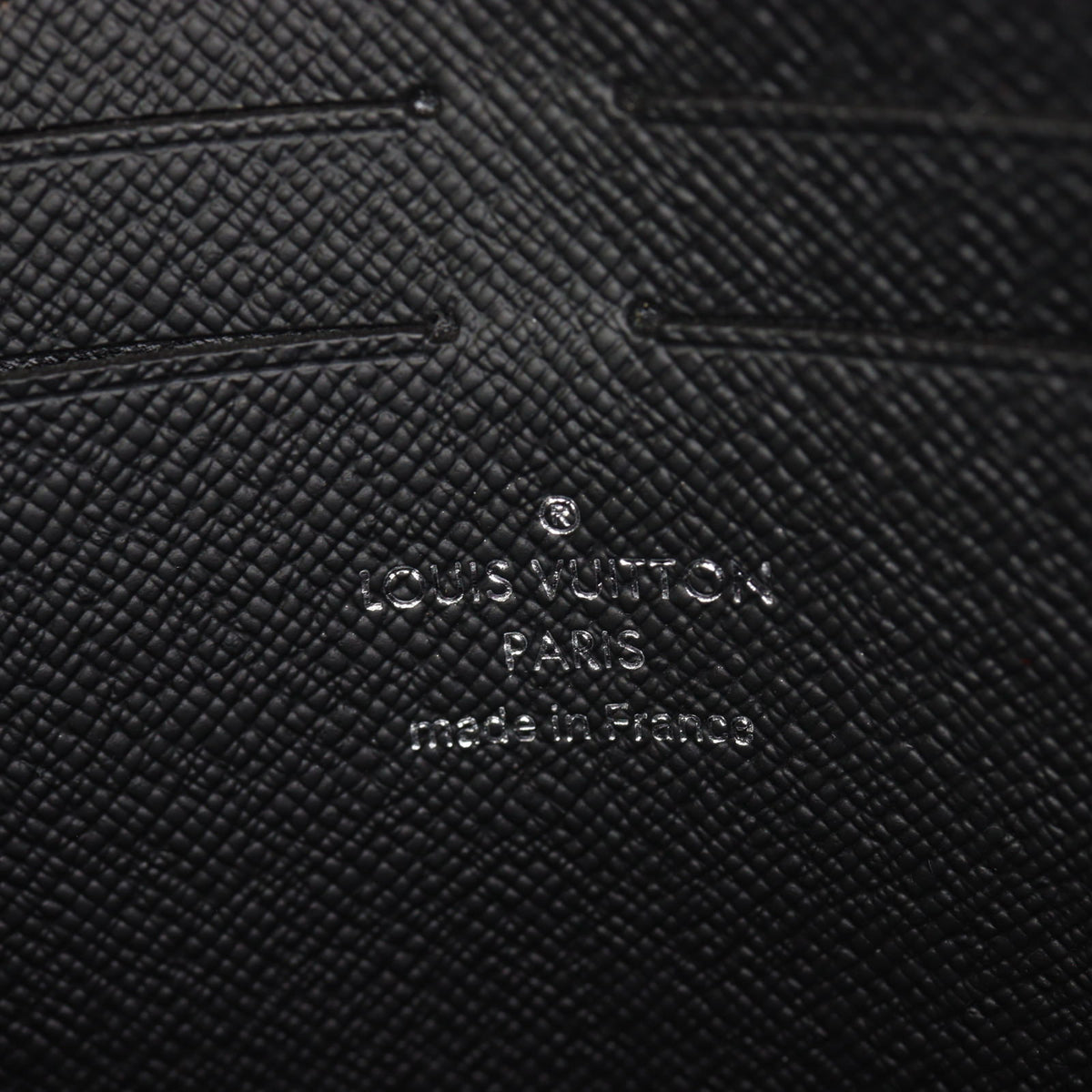 Louis Vuitton Pochette Voyage MM Monogram Eclipse_IMG_2151.jpg