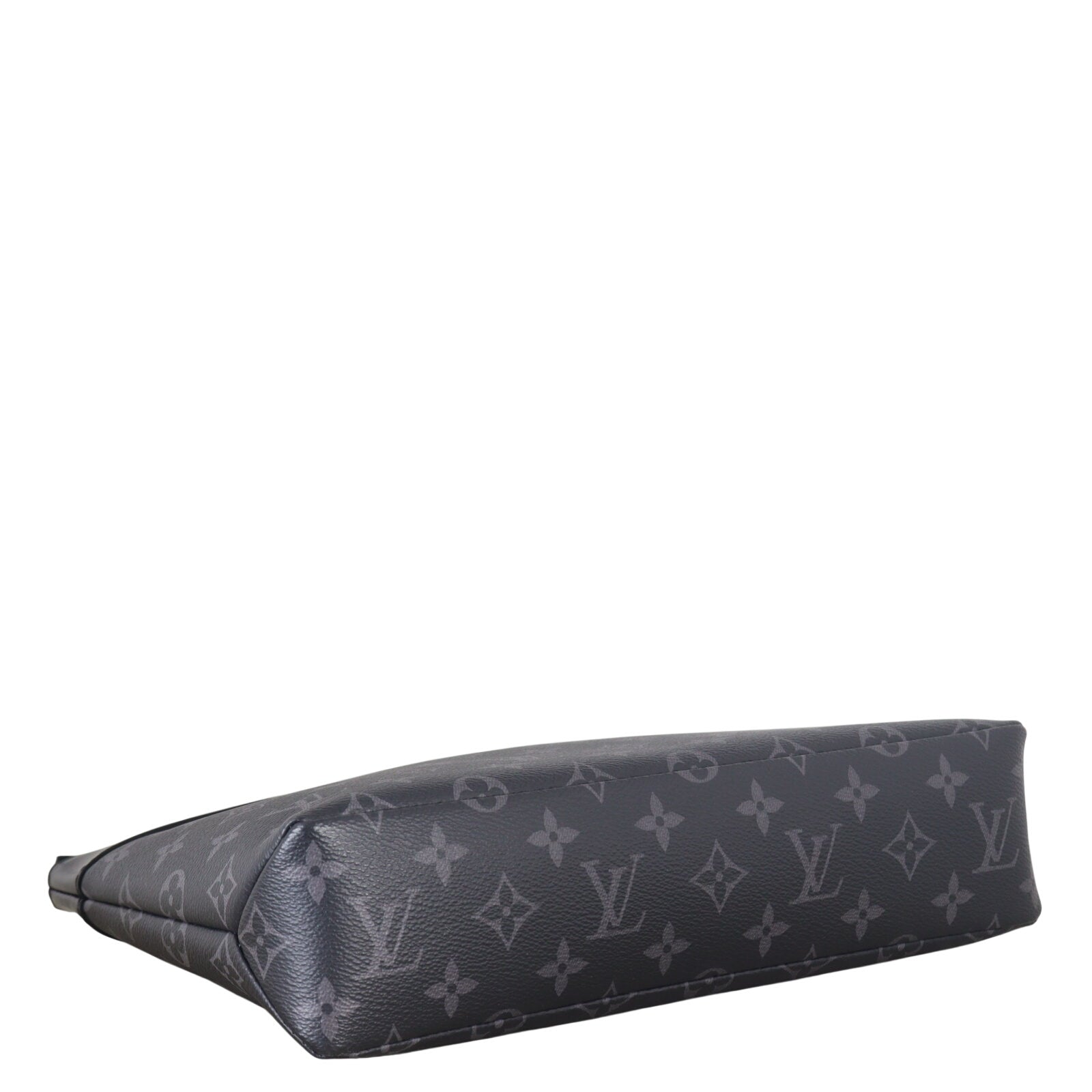 Louis Vuitton Pochette Voyage Souple Monogram Eclipse_IMG_2021.jpeg