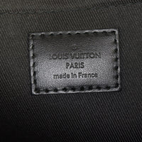 Louis Vuitton Pochette Voyage Souple Monogram Eclipse_IMG_2022.jpg