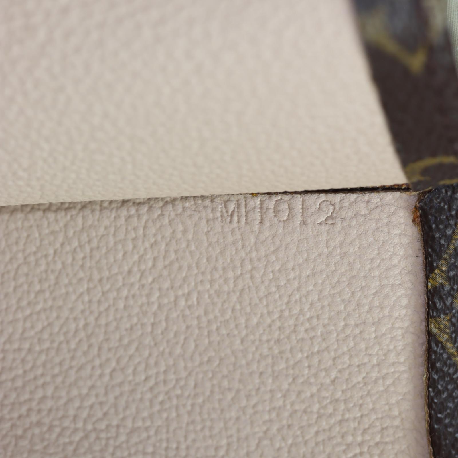 Louis Vuitton Sac Plat Monogram_IMG_3536.jpg