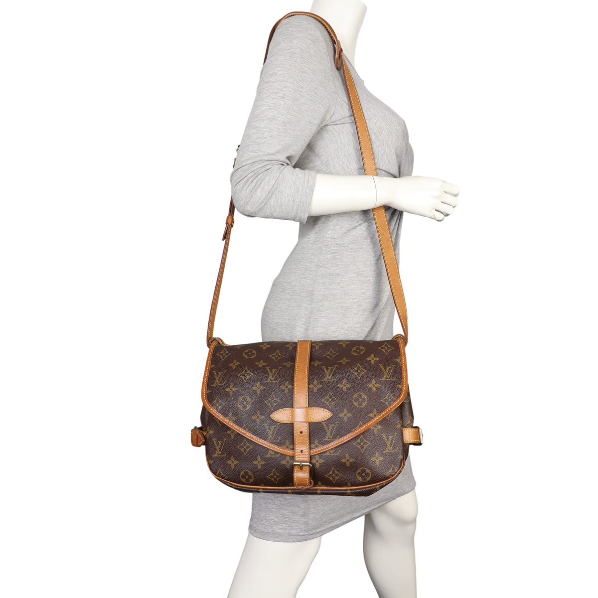 Louis Vuitton Saumur 30 Monogram _IMG_8262.jpeg