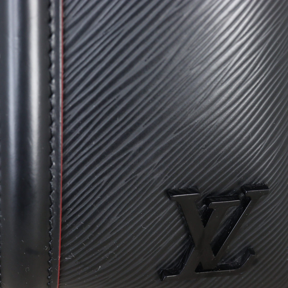 Louis Vuitton Soufflot MM Epi_IMG_9019.jpg