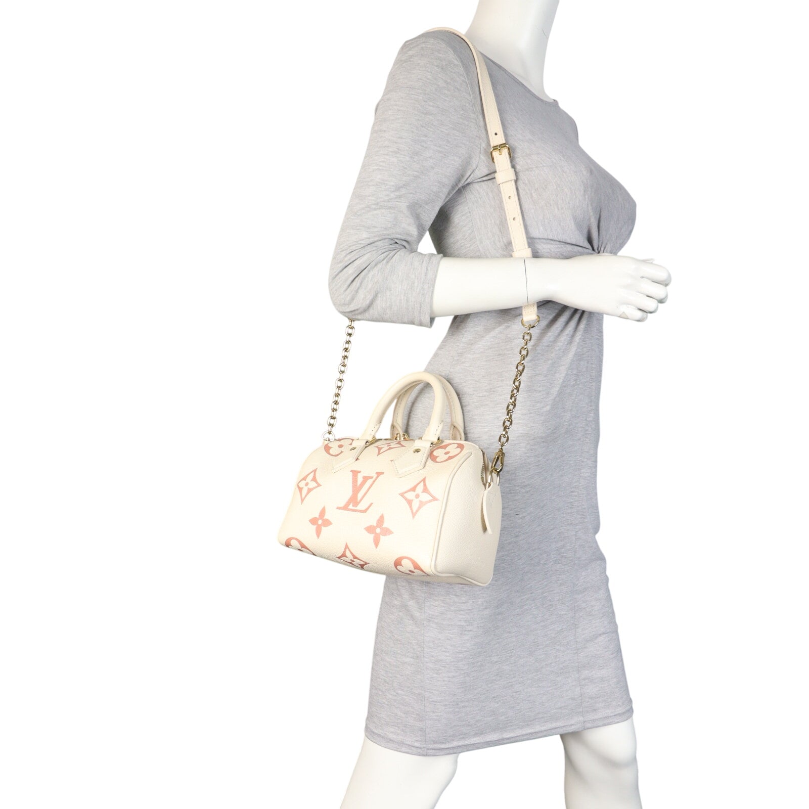 Louis Vuitton Speedy 20 Bandouliere Monogram Empreinte Giant Bicolour_IMG_6938.jpeg