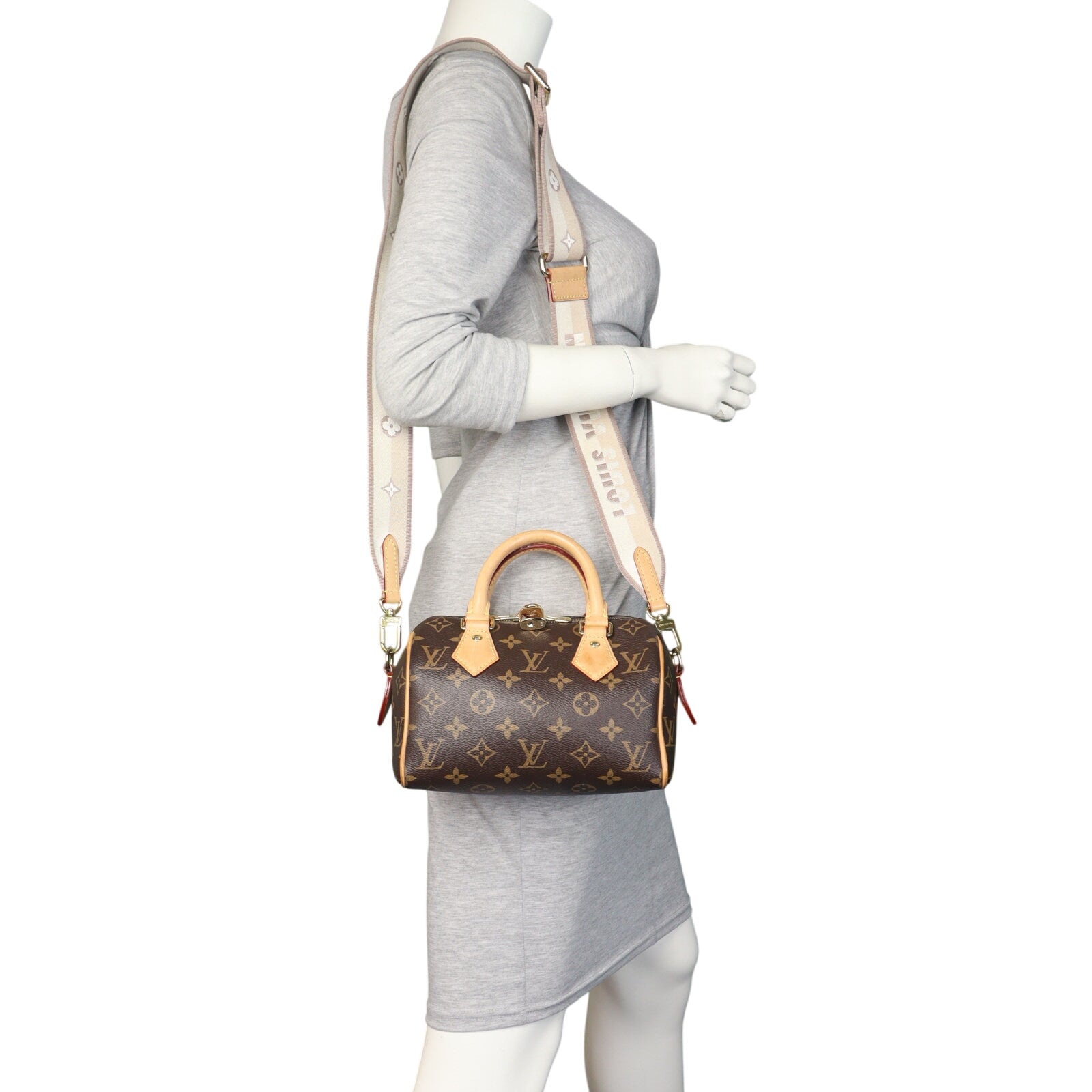 Louis Vuitton Speedy 20 Bandouliere Monogram with Embroidered Strap_IMG_7139.jpeg