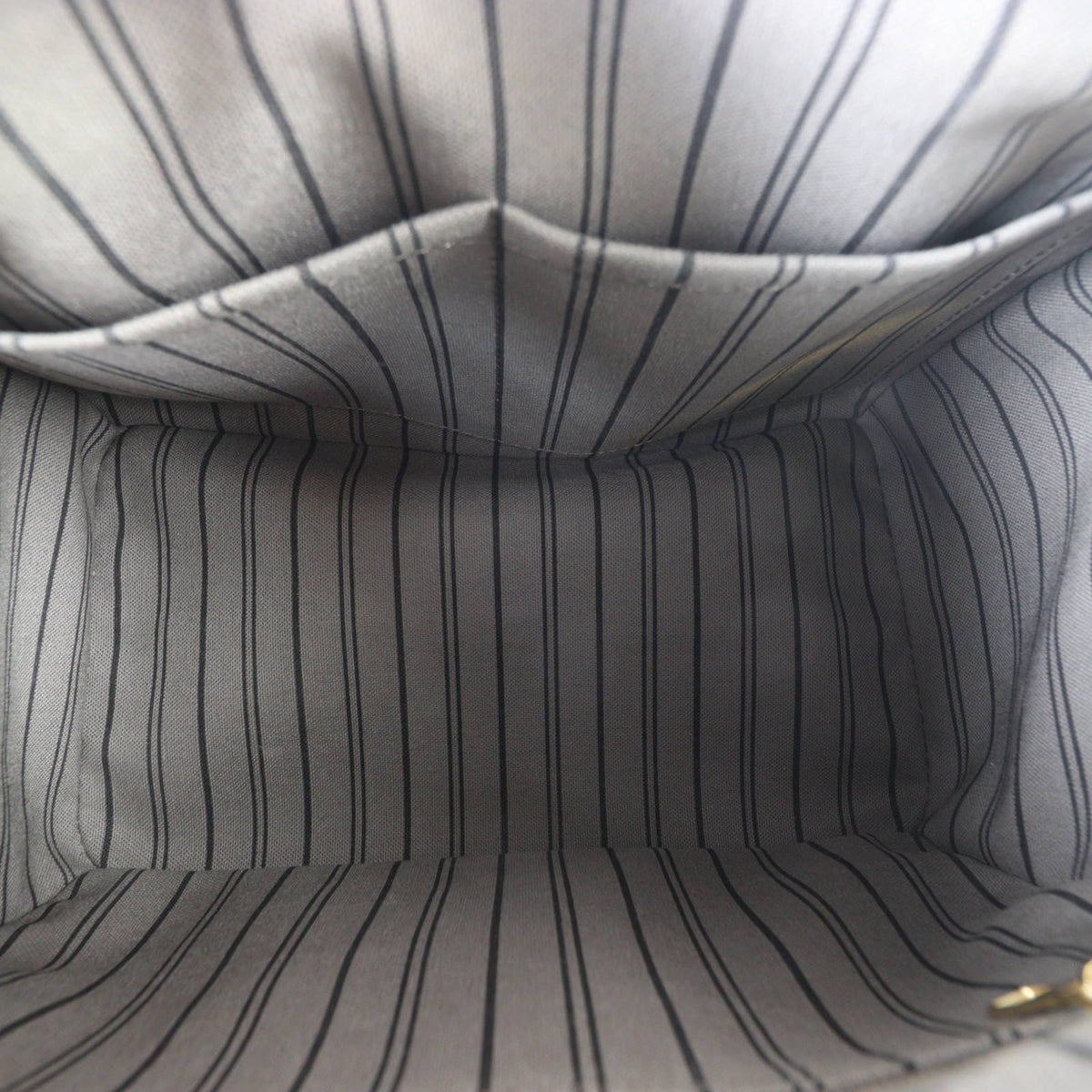 Louis Vuitton Speedy 25 Bandouliere Monogram Empreinte_IMG_1200.jpg