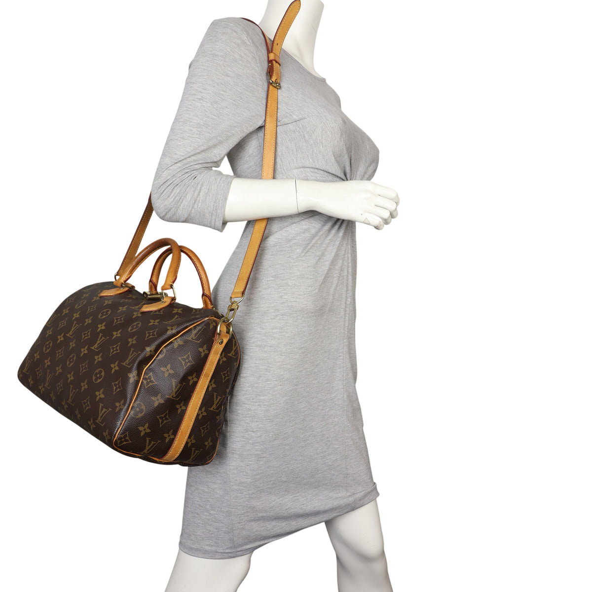 Louis Vuitton Speedy 30 Bandouliere Monogram_IMG_8426.jpeg