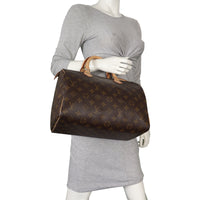 Louis Vuitton Speedy 30 Monogram_IMG_2213.jpeg