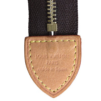 Louis Vuitton Toiletry Pouch 26 Monogram_IMG_2643.jpg